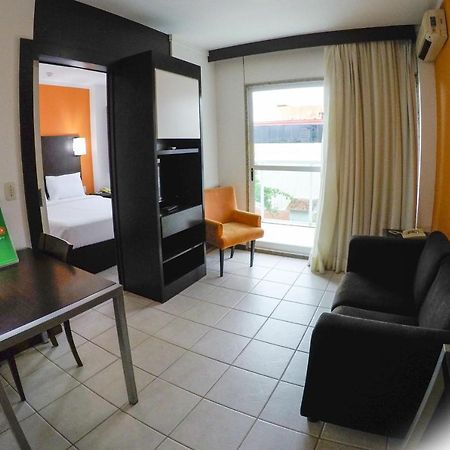 Triangulo Apart Hotel فيتوريا المظهر الخارجي الصورة